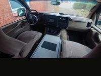 Second-hand Chevrolet Express 349 CP (256 kW) 2006 Roșu Monovolum
