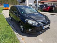 Używany Ford Focus Titanium 150 KM (110 kW) 2011 Czarny Sedan/Limuzyna