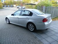 Gebraucht BMW 318 Advantage 122 PS (89 kW) 2007 Silber metallic Limousine