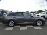 Gebraucht Skoda Octavia Style 150 PS (110 kW) 2024 Grau graphitegrau metallic (metallic) Kombi