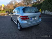 Gebraucht Mercedes B170 116 PS (85 kW) 2007 Silber Van / Kleinbus