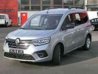 Gebraucht Renault Kangoo Play 131 PS (96 kW) 2023 Silber  grau  metallic Van / Kleinbus