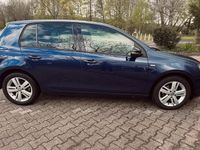 Gebraucht VW Golf VI 86 PS (63 kW) 2012 Blau Kleinwagen