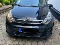 Gebraucht Kia Rio 84 PS (61 kW) 2015 Schwarz Limousine