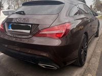 Gebraucht Mercedes CLA180 Shooting Brake 122 PS (89 kW) 2018 Braun Kombi