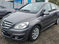 Gebraucht Mercedes B180 116 PS (85 kW) 2009 Grau Van / Kleinbus
