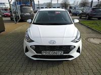 Gebraucht Hyundai i10 Select 67 PS (49 kW) 2022 Weiß Kleinwagen