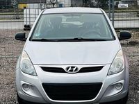 Gebraucht Hyundai i20 2012 Silber Kleinwagen