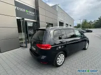 Gebraucht VW Touran Comfortline 150 PS (110 kW) 2021 Schwarz Van / Kleinbus