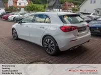 Gebraucht Mercedes A200 Progressive 150 PS (110 kW) 2022 Weiß Limousine