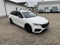 Gebraucht Skoda Octavia RS 200 PS (147 kW) 2023 Candy weiss Kombi