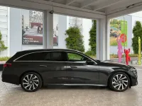 Gebraucht Mercedes E300 Avantgarde 313 PS (230 kW) 2024 Metalliclack graphitgrau metallic Kombi