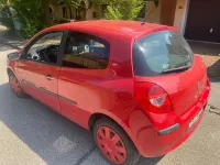 Gebraucht Renault Clio II 75 PS (55 kW) 2009 Rot Limousine