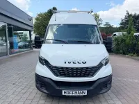Gebraucht Iveco Daily 179 PS (131 kW) 2021 Weiß Limousine