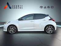 Gebraucht Toyota Yaris Hybrid Style 116 PS (85 kW) 2021 Weiß Limousine
