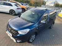 Gebraucht Dacia Dokker Stepway 116 PS (85 kW) 2017 Blau Van / Kleinbus