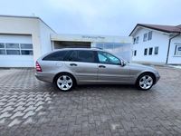 Gebraucht Mercedes C180 143 PS (105 kW) 2004 Grau Kombi