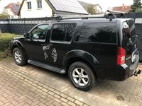 Second-hand Nissan Pathfinder 190 CP (139 kW) 2011 Negru SUV