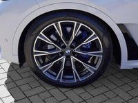 Gebraucht BMW X7 Efficient Dynamics 530 PS (389 kW) 2022 Mineralweiß SUV