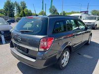 Gebraucht Opel Astra Edition 110 PS (80 kW) 2009 Grau Kombi
