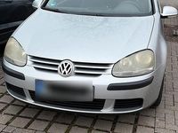 Second-hand VW Golf 75 CP (55 kW) 2003 Argintiu Coupe