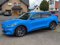 Gebraucht Ford Mustang Mach-E 216 kW (294 PS) 2022 Blau SUV