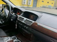 Gebraucht BMW 740 306 PS (225 kW) 2007 Schwarz Limousine