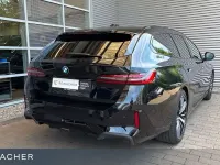 Gebraucht BMW 520 M Sport 197 PS (144 kW) 2024 Schwarz Limousine