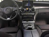 Gebraucht Mercedes C200 Avantgarde 136 PS (100 kW) 2017 Weiß Kombi