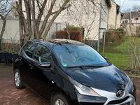 Gebraucht Toyota Aygo 69 PS (50 kW) 2018 Schwarz Kleinwagen