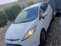 Gebraucht Ford Fiesta 75 PS (55 kW) 2009 Weiß Kleinwagen