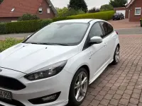 Gebraucht Ford Focus ST-Line 125 PS (91 kW) 2018 Weiß Limousine