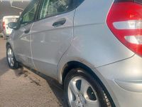 Gebraucht Mercedes A150 95 PS (69 kW) 2005 Silber Kleinwagen