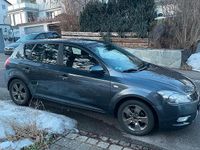 Gebraucht Kia Ceed 90 PS (66 kW) 2010 Grau Kleinwagen