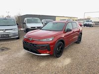 Neu VW T-Roc Style 150 PS (110 kW) 2026 Flame red SUV