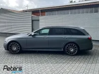 Gebraucht Mercedes E400 AMG 330 PS (242 kW) 2023 Selenitgrau  magnolackierung Kombi