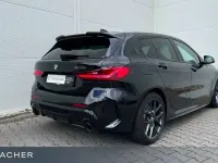 Gebraucht BMW 135 306 PS (225 kW) 2022 Saphirschwarz metallic Kleinwagen
