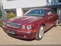 Gebraucht Jaguar XJ8 Sovereign 298 PS (219 kW) 2006 Rot Limousine