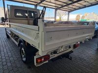 Second-hand Renault Master 120 CP (88 kW) 2010 Alb Monovolum