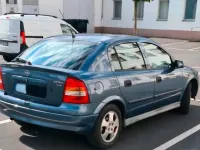 Gebraucht Opel Astra 101 PS (74 kW) 1998 Blau Limousine