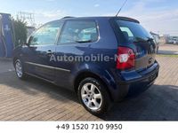 Second-hand VW Polo Comfortline 64 CP (47 kW) 2002 Albastru Berlinǎ