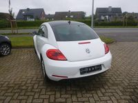 Gebraucht VW Beetle Design 105 PS (77 kW) 2015 Weiß Kleinwagen