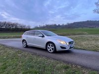 gebraucht Volvo V60 D3 Geartronic Kinetic ,Standheizung!