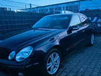 Gebraucht Mercedes 200 122 PS (89 kW) 2004 Blau Limousine