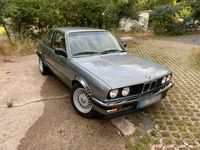 gebraucht BMW 318 E30 i Bj 1986 mit H-Kennzeichen cosmosblau-metallic
