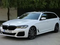Gebraucht BMW 520 M Sport 190 PS (139 kW) 2021 Weiß Limousine