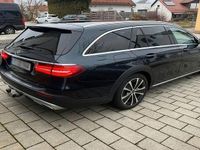 Gebraucht Mercedes E220 All-Terrain 194 PS (142 kW) 2017 Schwarz Kombi