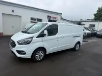 Gebraucht Ford 300 Trend 170 PS (125 kW) 2018 Weiß Van / Kleinbus
