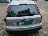 Gebraucht Ford Fiesta Ambiente 69 PS (50 kW) 2006 Grau Limousine