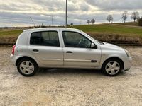 gebraucht Renault Clio III 1.6 benzin